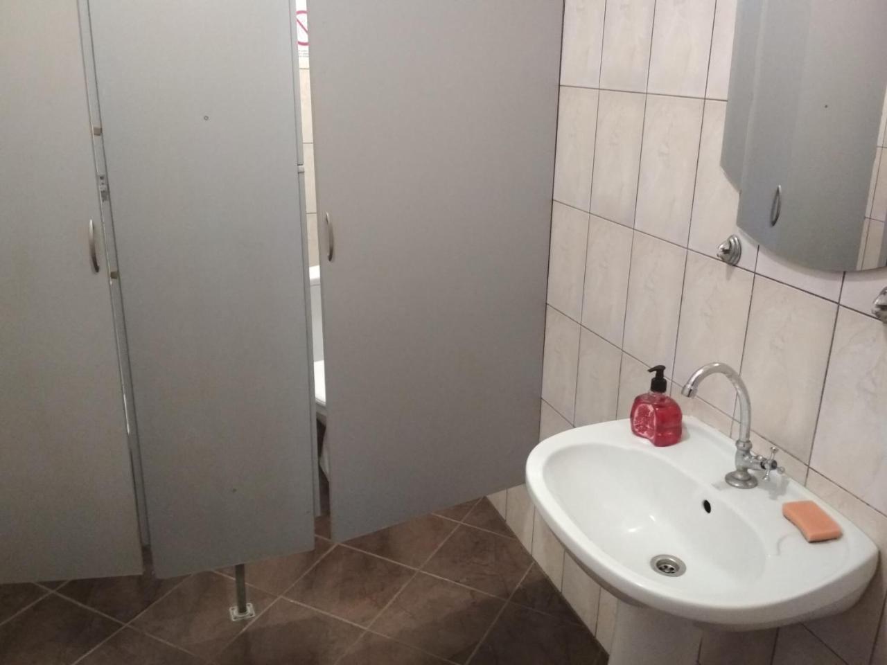 Hostel Na Kurmanovycha Λβιβ Εξωτερικό φωτογραφία